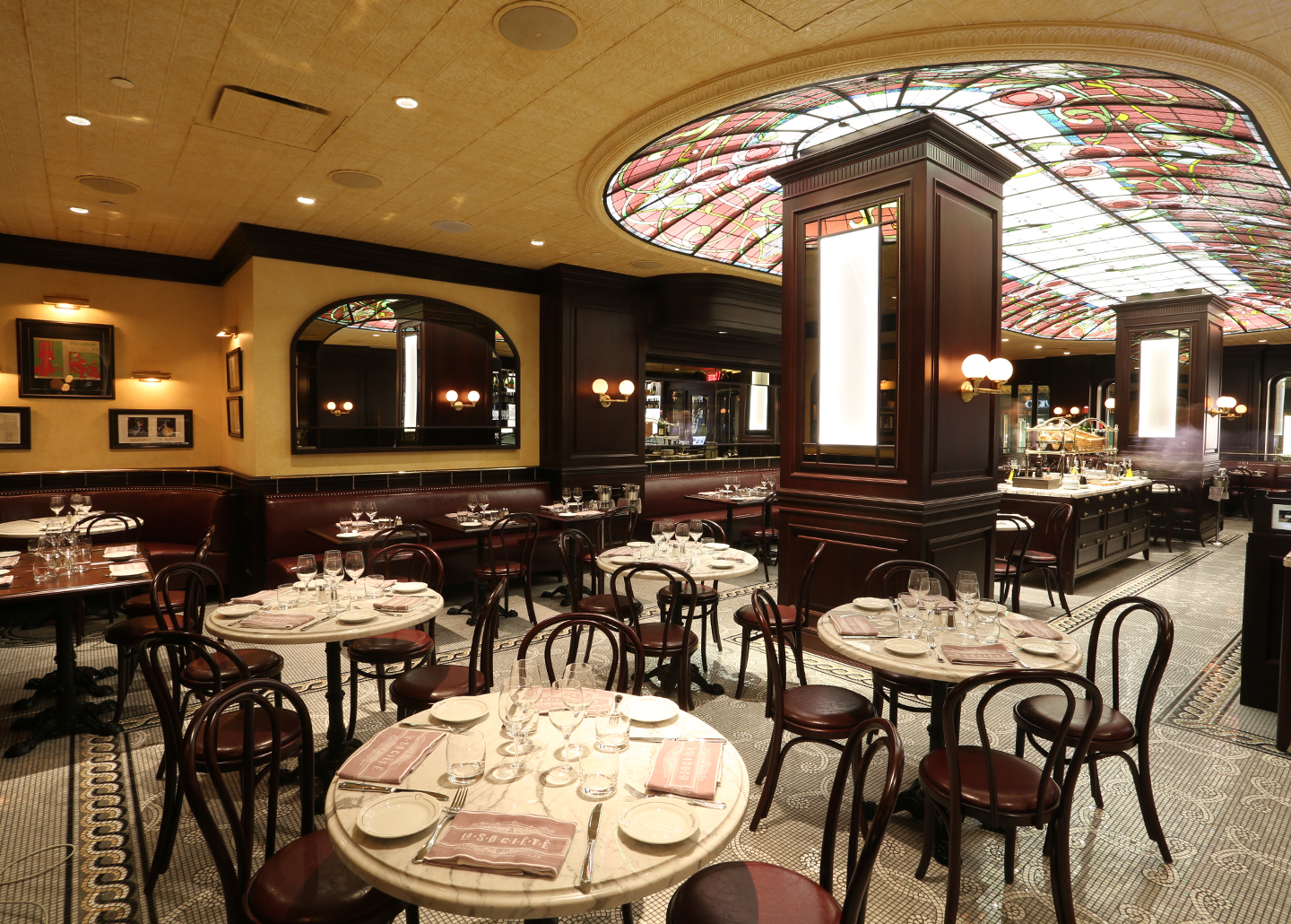 photo credit: La Societe website